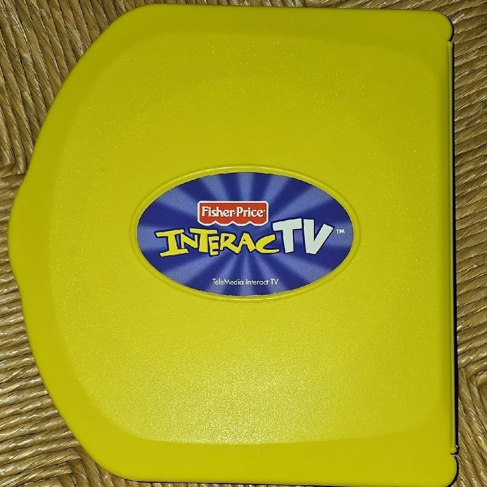 Fisher-Price InteracTV DVD with Dora, SpongeBob and Elmo And Yellow Case